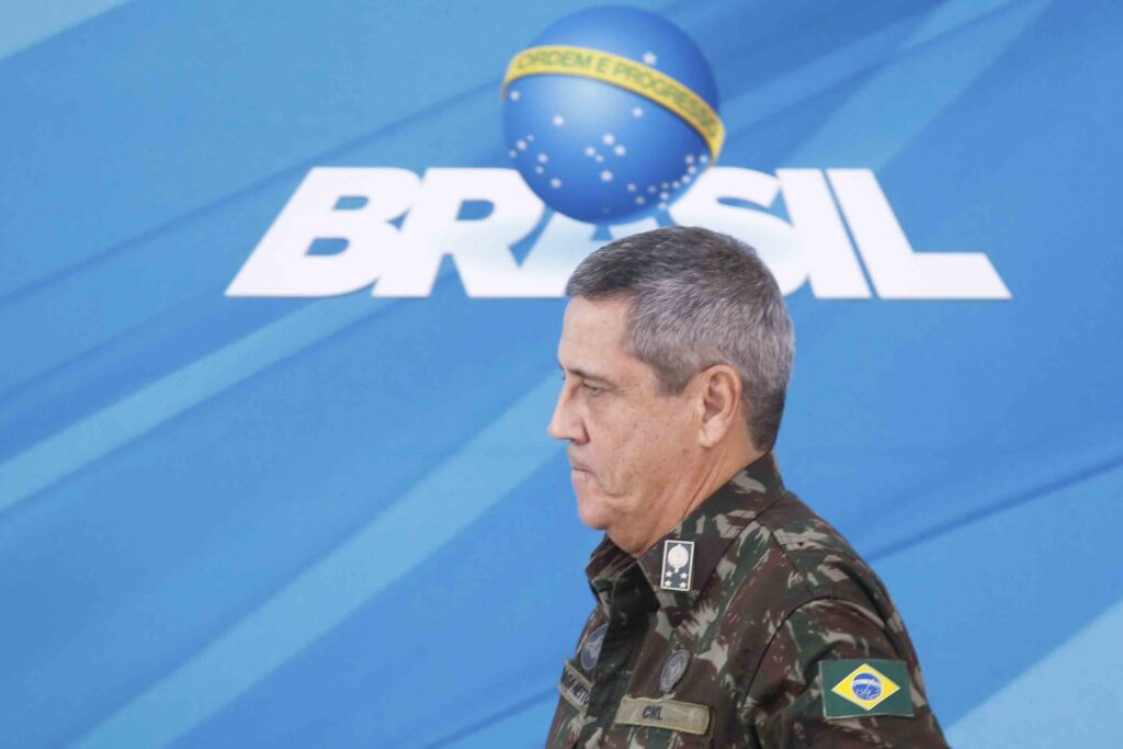 ex-major-diz-que-mensagens-de-braga-netto-eram-“choradeira-de-perdedor”