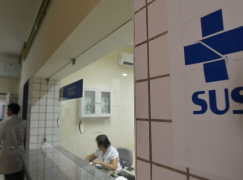 ministerio-da-saude-lanca-edital-para-selecao-de-medicos
