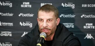 torcedores-do-vasco-detonam-pedrinho-apos-coletiva:-“uma-tristeza-so”