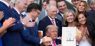 nova-ordem-de-trump-permite-hospitalizacao-forcada-de-moradores-de-rua