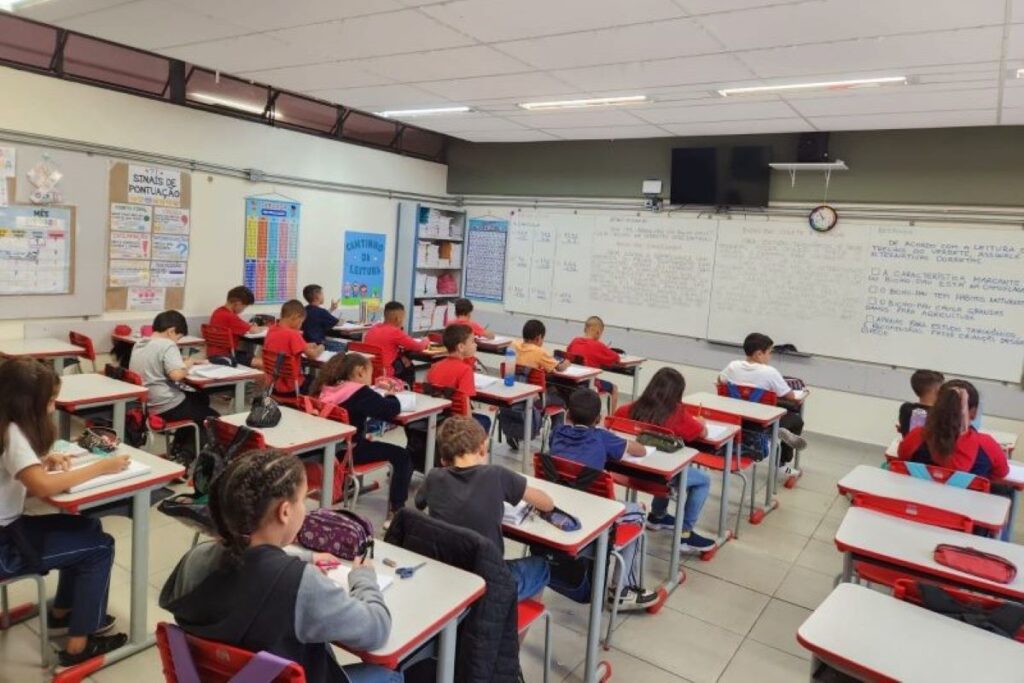 sp-avanca-em-climatizacao,-mas-ainda-tem-64-escolas-estaduais-de-lata