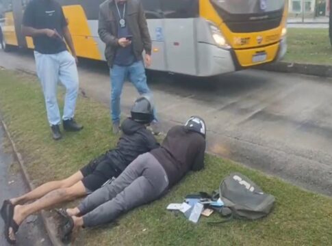rj:-policia-prende-dois-e-enfraquece-quadrilha-de-roubo-de-celular