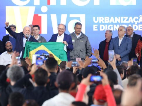 lula-anuncia-programa-que-investira-r$-4,67-bilhoes-em-bairros-pobres