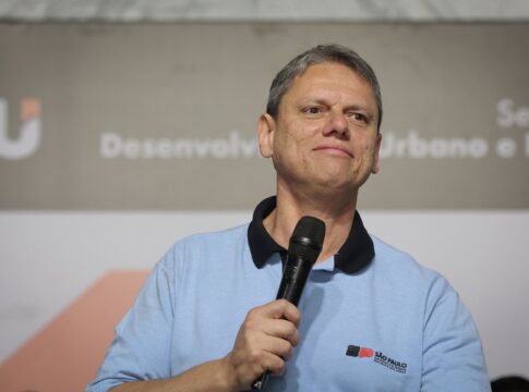 psol-quer-que-tarcisio-pague-viagem-de-delegados-a-evento-antirracista