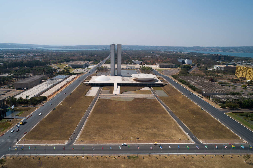 plano-plurianual-de-2025-passa-por-primeira-revisao