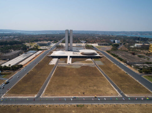 plano-plurianual-de-2025-passa-por-primeira-revisao