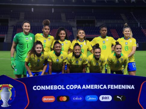 copa-america:-brasil-supera-expulsao,-segura-colombia-e-e-1o-no-grupo