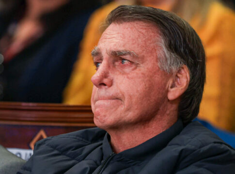 apos-choro-de-bolsonaro,-ex-ministro-aponta-“danos-psicologicos”