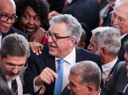 padilha-diz-que-unica-coisa-dos-eua-que-o-incomoda-e-surto-de-sarampo