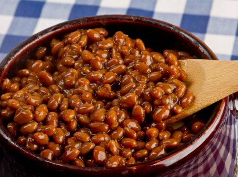descubra-os-alimentos-que-nao-devem-ser-cozidos-junto-com-o-feijao