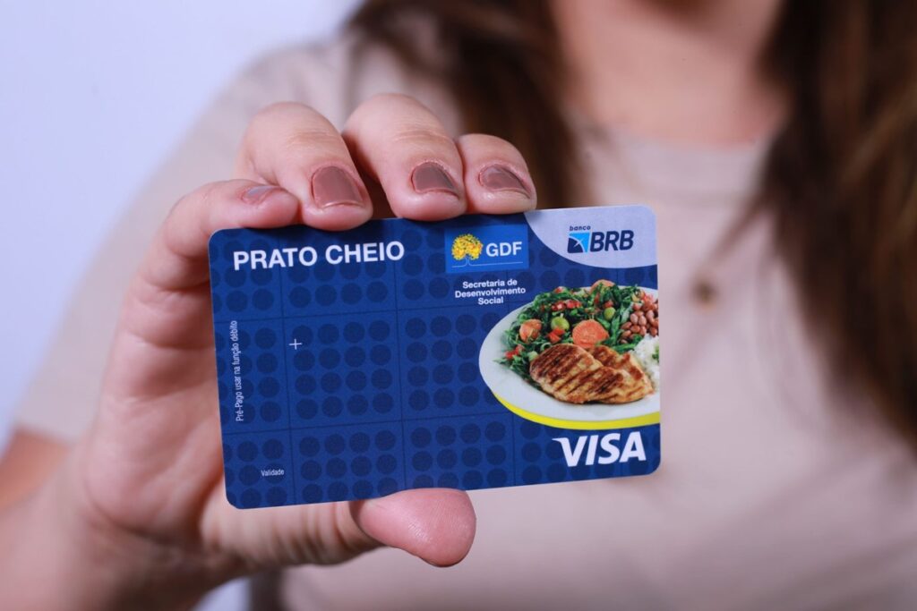 cartao-prato-cheio:-mais-de-1,5-mil-familias-sao-incluidas-no-programa
