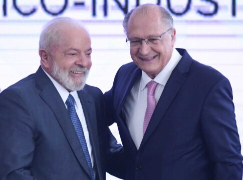 governo-lula-garante-que-dialogo-com-eua-nao-tem-vies-ideologico