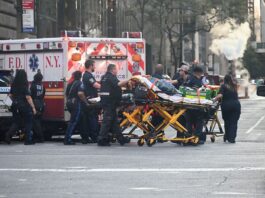 ataque-a-tiros-em-famosa-avenida-de-nova-york-deixa-ao-menos-5-mortos