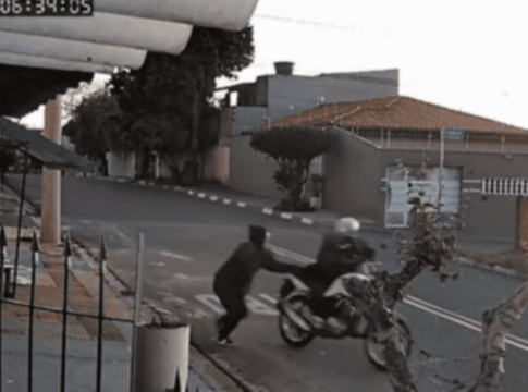video:-jovem-e-morta-a-tiros-ao-reagir-a-roubo-de-celular-em-sao-paulo