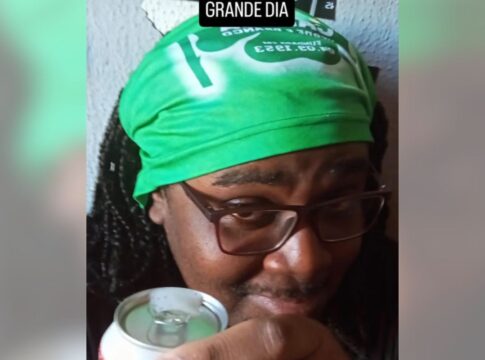 “grande-dia”,-diz-homem-perseguido-por-zambelli-apos-prisao-na-italia