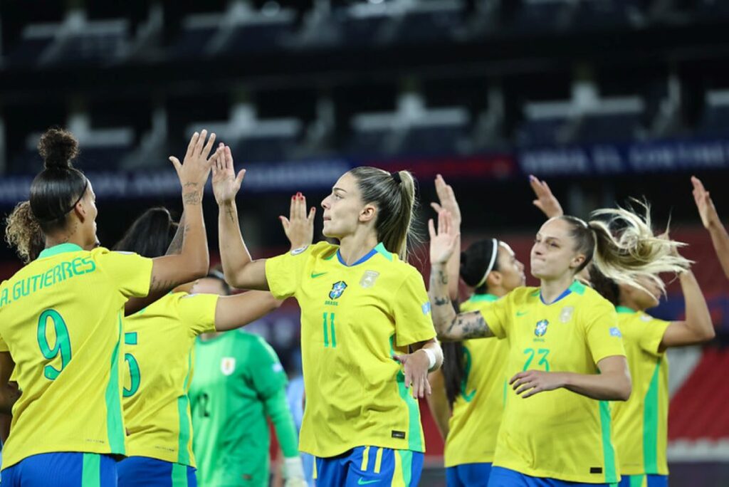 marta-faz-3-x-0-para-o-brasil-contra-o-uruguai-na-copa-america-feminina-;-siga