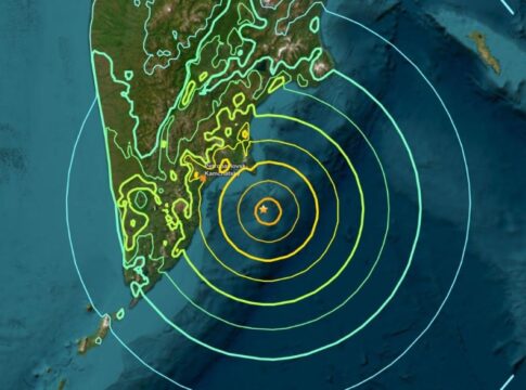 russia-registra-terremoto-de-magnitude-8,7.-alerta-de-tsunami-e-emitido