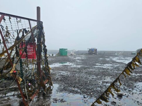 funcionarios-sao-retirados-da-usina-de-fukushima-apos-alerta-de-tsunami