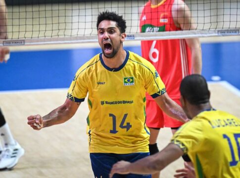 liga-das-nacoes:-brasil-vira-sobre-a-china-e-garante-vaga-na-semifinal