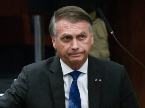 apos-sancao-dos-eua-a-moraes,-bolsonaro-diz:-“nao-tenho-nada-com-isso”