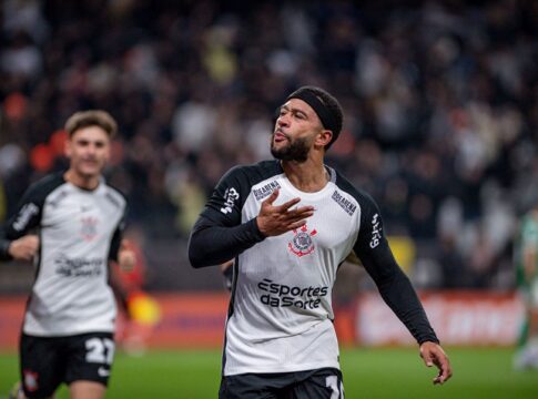 com-gol-de-memphis,-corinthians-vence-palmeiras-na-copa-do-brasil