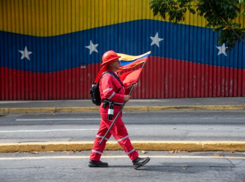 queda-de-aviao-militar-na-venezuela-mata-7-pessoas