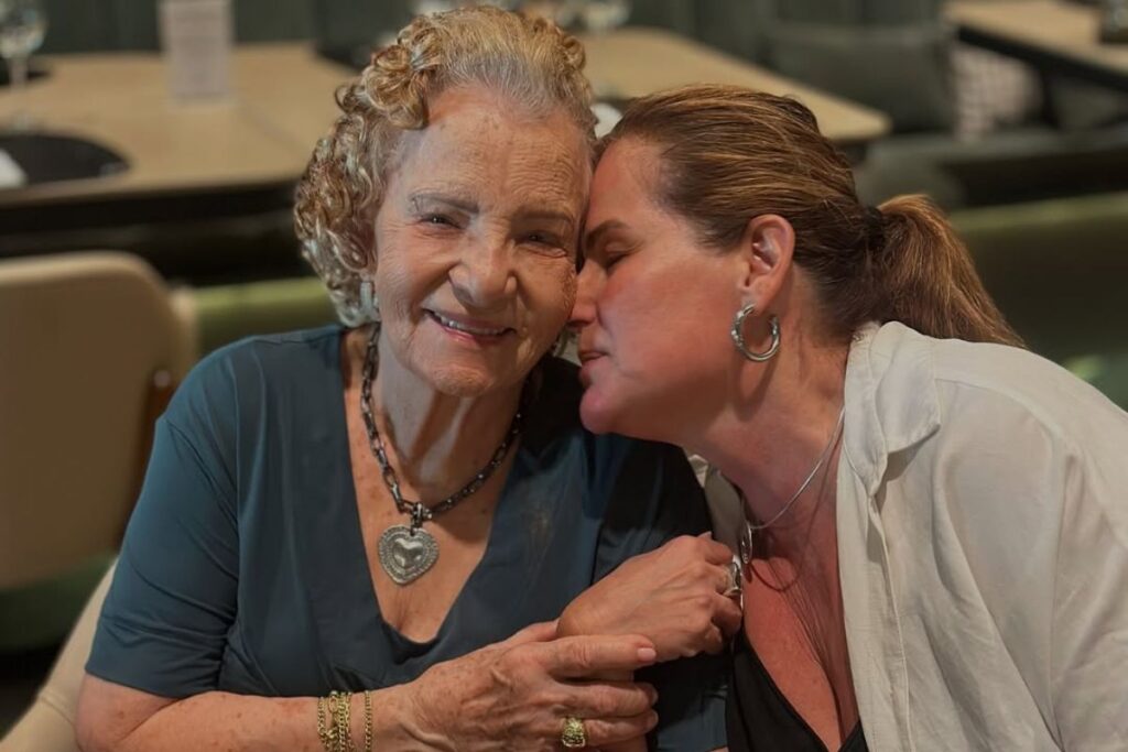 renata-ceribelli-emociona-ao-celebrar-os-93-anos-da-mae;-leia