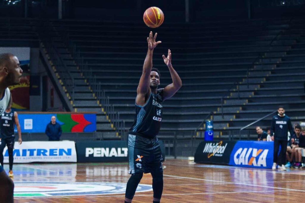 atleta-do-brasilia-basquete-sofre-racismo-e-time-exige-punicao-a-lnb