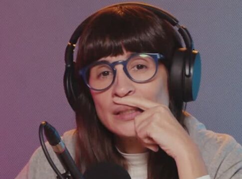 camila-fremder-revela-confusao-com-podcast:-“minha-versao-da-historia”