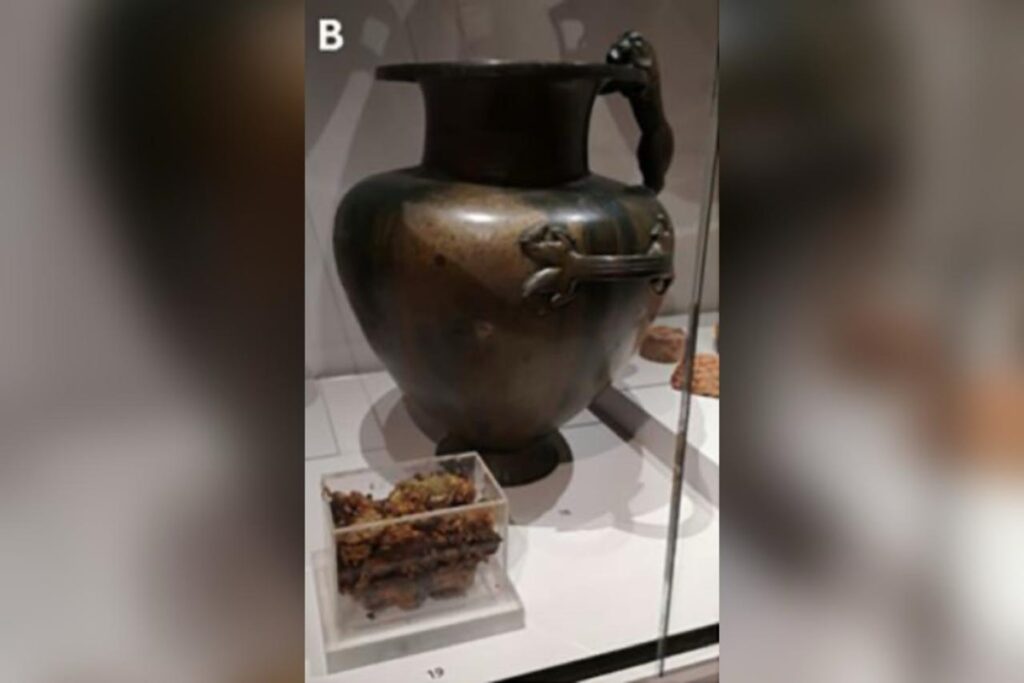 fim-do-misterio!-origem-de-gosma-em-vaso-de-2,5-mil-anos-e-desvendada