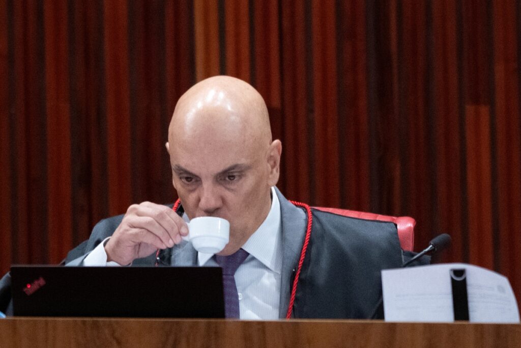 moraes-resiste-a-acionar-justica-dos-eua-contra-sancoes;-saiba-motivo