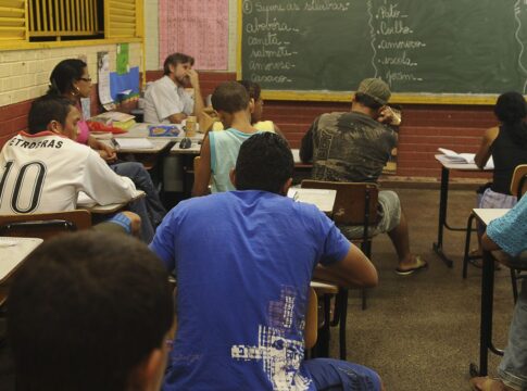 nascidos-em-setembro-e-outubro-recebem-quinta-parcela-do-pe-de-meia