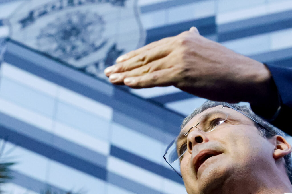 pt-aciona-stf-contra-magnitsky-para-impedir-bloqueio-a-moraes