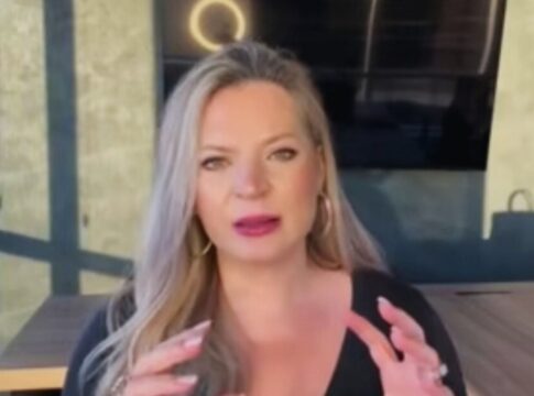em-nova-entrevista,-joice-volta-a-carga-contra-bolsonaro