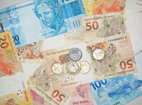 agosto-chegou:-veja-previsoes-sobre-dinheiro-e-trabalho-para-os-signos