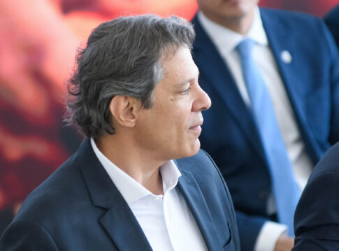 haddad:-governo-esta-“calibrando-numeros”-do-plano-contra-tarifaco