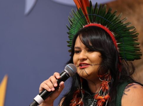 vozes-indigenas-ganham-projecao-na-festa-literaria-de-paraty