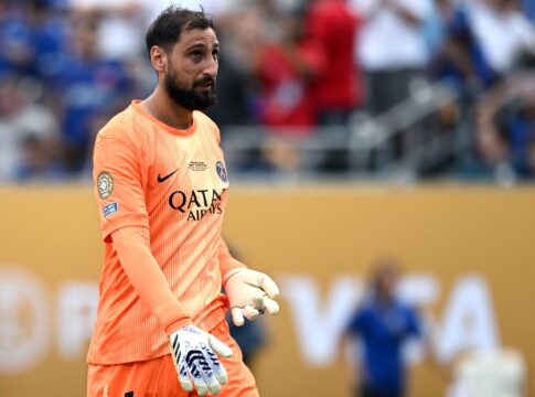 gigante-ingles-demonstra-interesse-em-donnarumma,-goleiro-do-psg