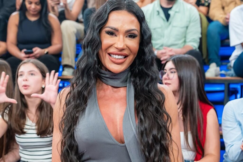gracyanne-reage-apos-rumores-de-que-foi-traida-por-belo-com-a-atual