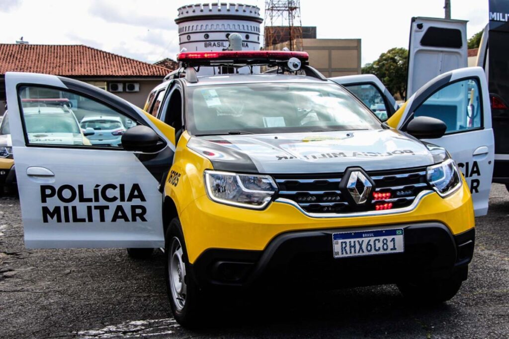 esposa-nega-sexo,-e-marido-ameaca-e-bate-carro-contra-propria-casa