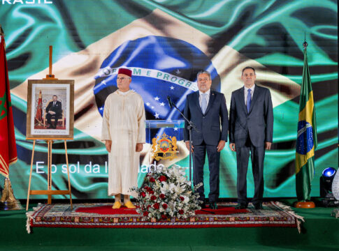 embaixador-do-marrocos,-nabil-adghoghi-festeja-data-nacional