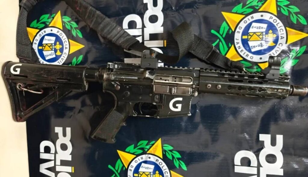 rj:-chefe-do-trafico-que-mandou-incendiar-viatura-e-morto-pela-policia