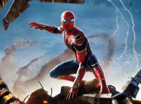 homem-aranha-4:-tom-holland-revela-novo-uniforme-do-heroi-em-teaser
