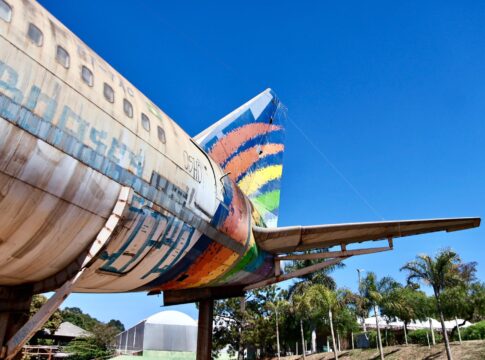 iconico-aviao-estacionado-em-taguatinga-tem-destino-selado.-entenda