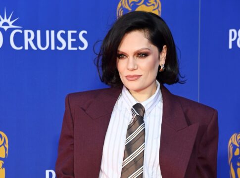apos-diagnostico-de-cancer,-jessie-j-e-hospitalizada-com-infeccao