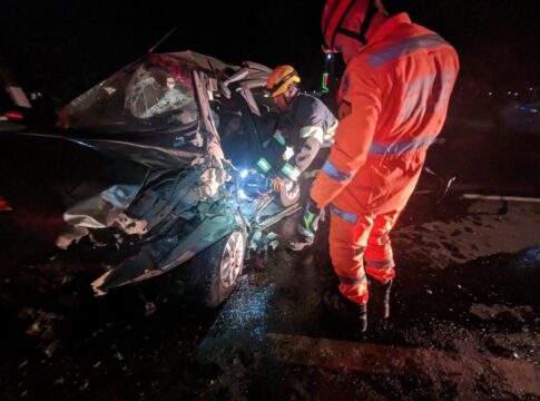 acidente-entre-carros-e-moto-em-rodovia-de-minas-gerais-deixa-8-mortos