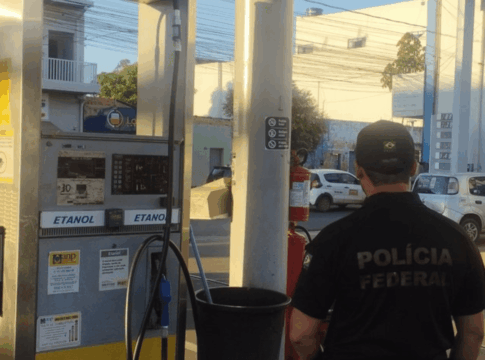 pf-mira-grupo-que-trocou-combustivel-por-voto-no-maranhao