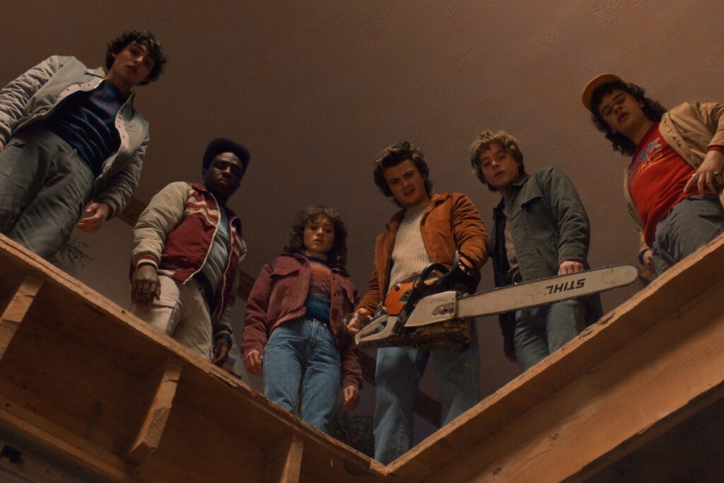 stranger-things:-diretor-provoca-fas-com-pistas-da-ultima-temporada