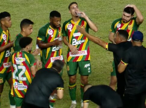 serie-d:-confira-melhores-momentos-de-sampaio-correa-ma-e-manauara-am
