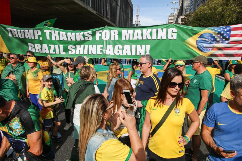 ato-por-bolsonaro:-ausencias-e-criticas-ao-stf-marcam-protesto